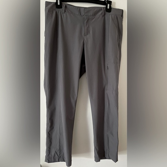 Kirkland Women’s Size 10 Gray Flat Front Ankle Lightweight Travel Pants Pockets - Picture 1 of 8